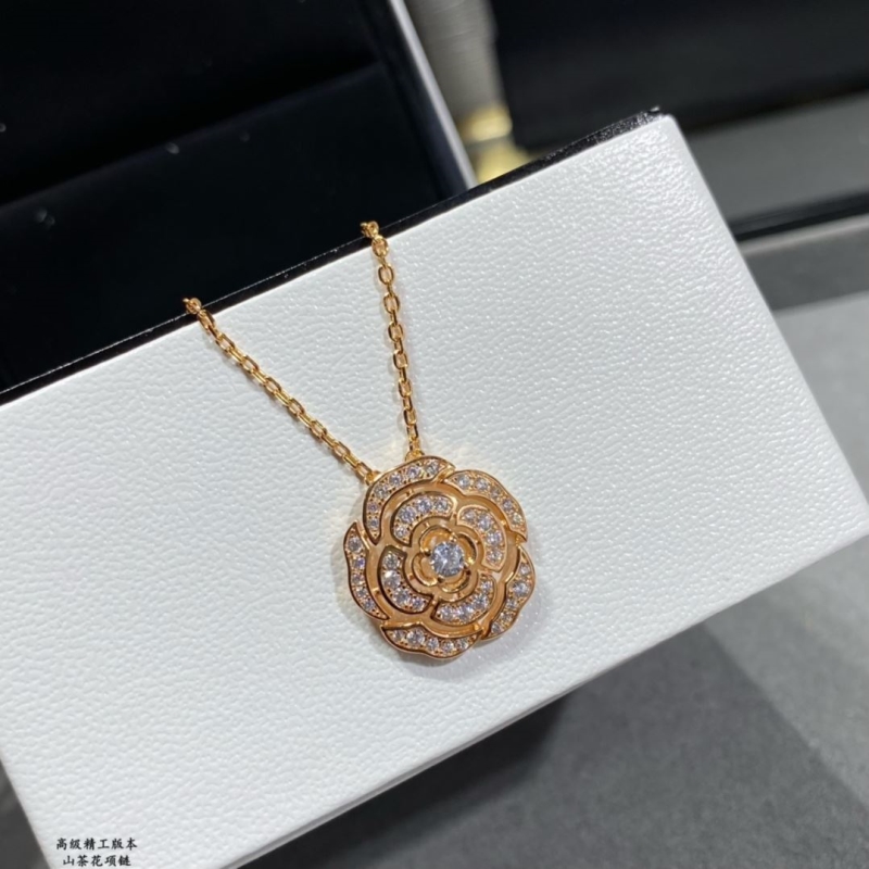 Ch**el necklaces